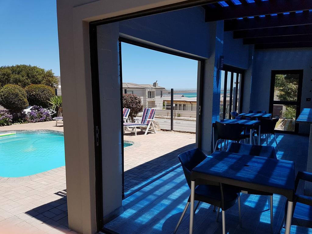 Seagulls Guest House Langebaan Esterno foto