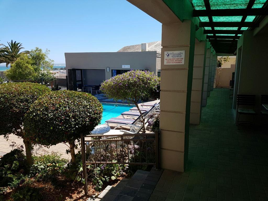 Seagulls Guest House Langebaan Esterno foto