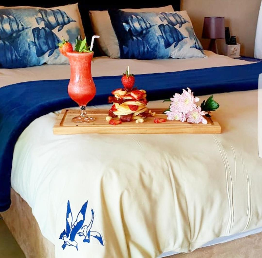 Seagulls Guest House Langebaan Esterno foto