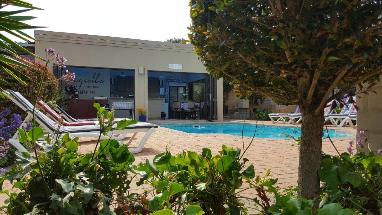 Seagulls Guest House Langebaan Esterno foto