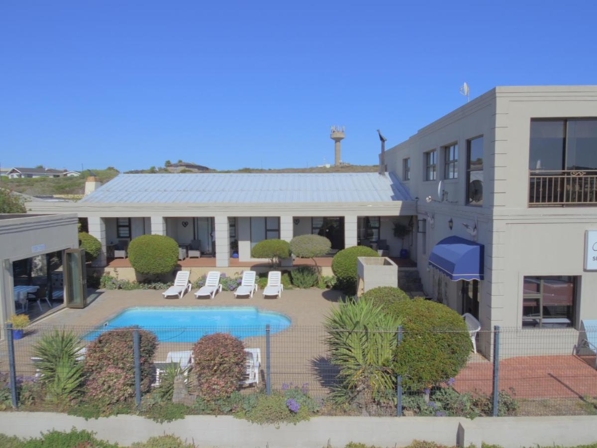 Seagulls Guest House Langebaan Esterno foto