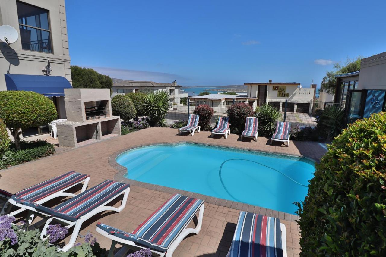 Seagulls Guest House Langebaan Esterno foto